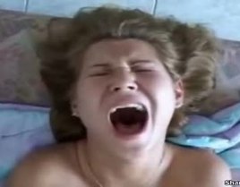 Amateur babe screams for first Anal